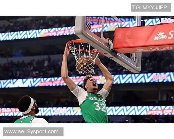 克莱鼓励弗拉格新秀赛季大胆尝试放开打球无需担心责任承担