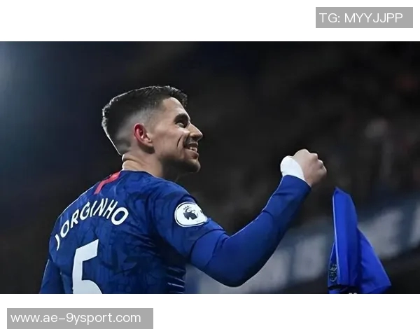 恭喜若日尼奥荣膺2025赛季巴甲最佳后腰奖项分享领奖瞬间