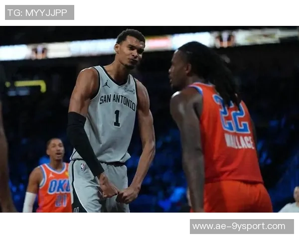 杰伦布朗半场表现低迷仅得6分3失误球队状态堪忧