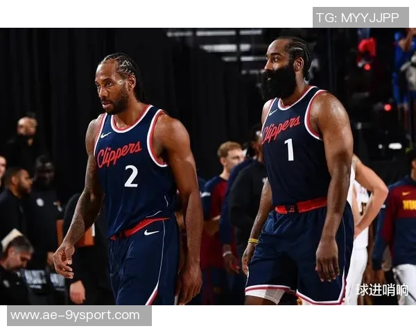 比尔称赞哈登无与伦比的名人堂地位强调其无私精神的重要性