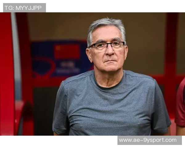 前国足主帅伊万宣布退休42年执教生涯画上句号