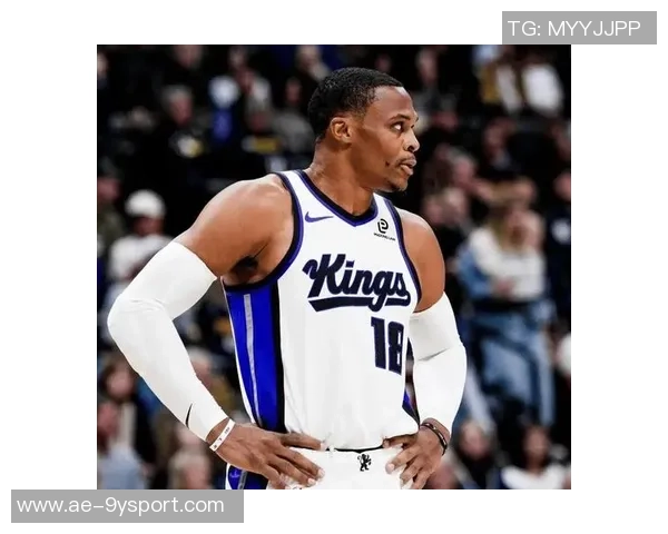 科尔分享二阵容控球策略强调多名控球手与霍福德的独特优势