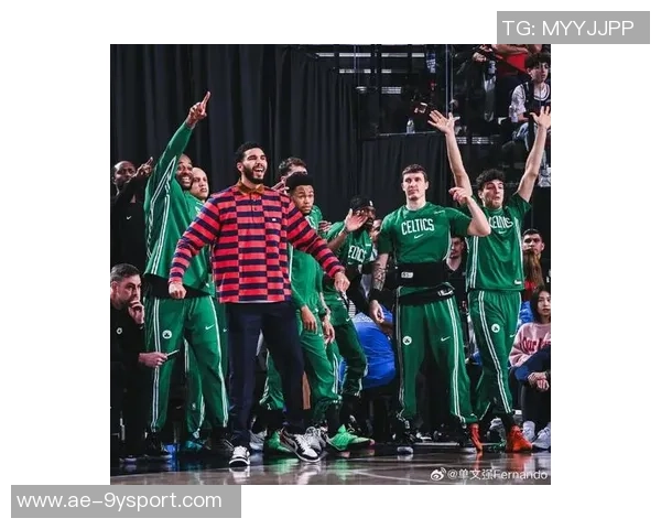 杰伦布朗表现低迷14投6中仅得12分5助攻失误5次正负值惨淡并列最低 杰伦布朗表现低迷14投6中仅得12分5助攻失误5次正负值惨淡并列最低